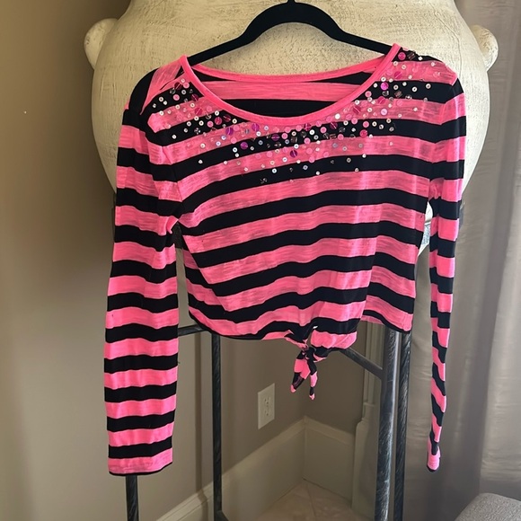 unbranded Other - Tied crop top